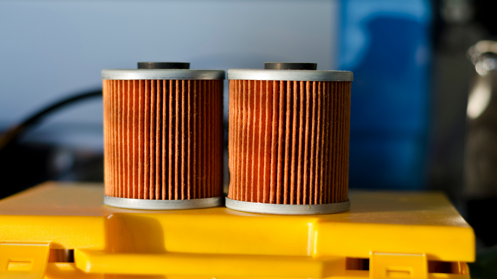 Why Cartridge Oil Filters Are Better for Diesel Engines (And What to Buy)