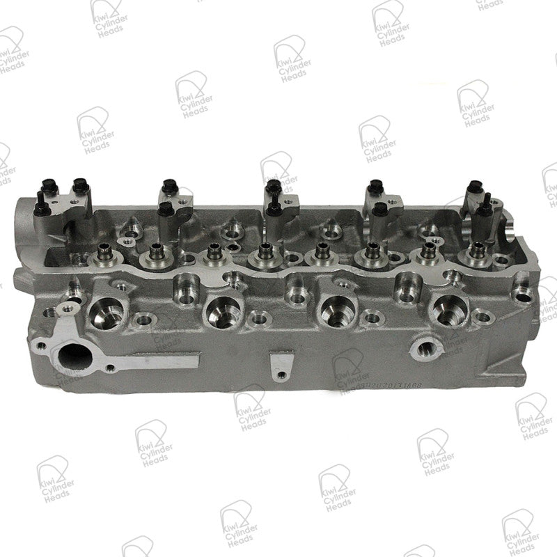 Cylinder Head for Mitsubishi 4D56B 1/2 Recessed 8v — 10041013 — view 6