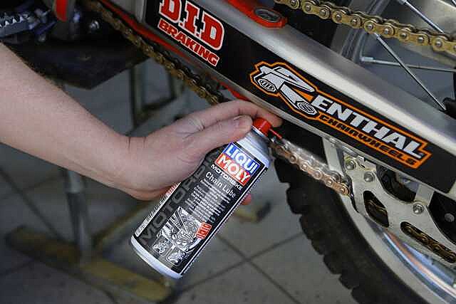 Motorbike Chain Lube 250mL - LIQUI MOLY | Universal Auto Spares