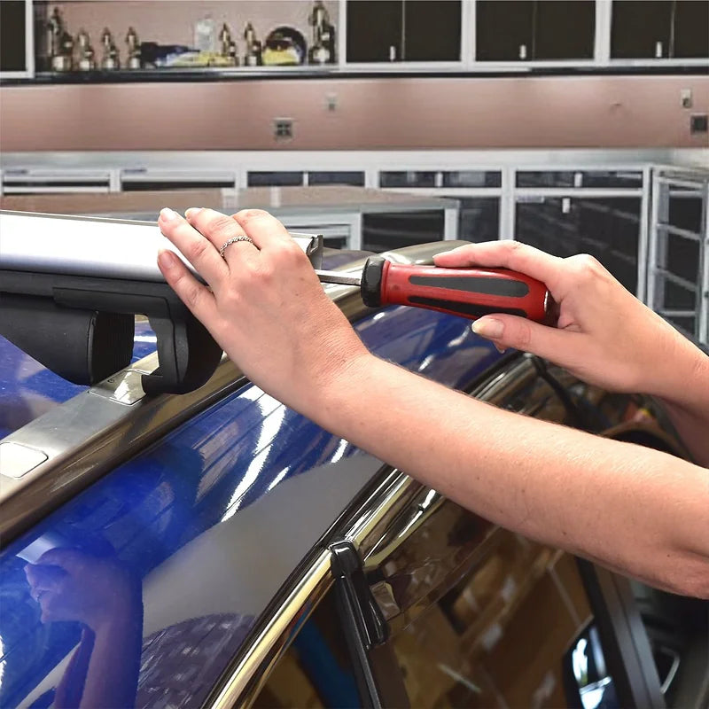 2 Pieces Lockable Roof Rack For Vehicles Equipped With Side Rails - LoadMaster