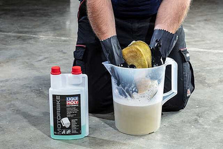 Motorbike Foam Filter Cleaner 1L - LIQUI MOLY | Universal Auto Spares