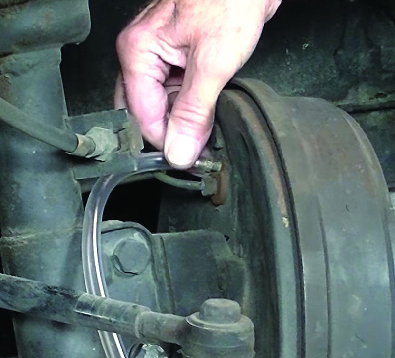 22 Piece Hand Held Vacuum Pump & Brake Bleeder Kit - PKTool