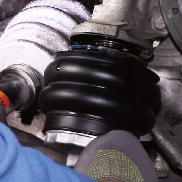 3/8” DR No-Mess, No Risk Oil Filter Removal Cup With Oil Capture Boot - PKTool