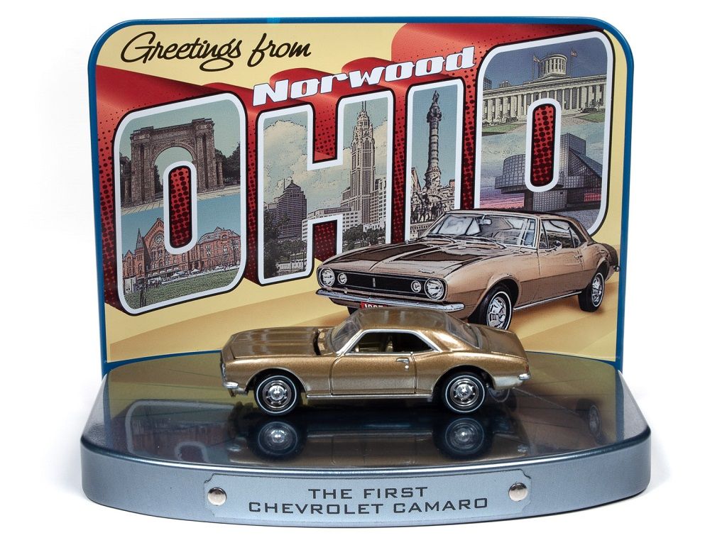 1967 Chevrolet Camaro with Norwood Diorama Diecast Model Car 1:64 Scale (Approx. 7cm) Collectible