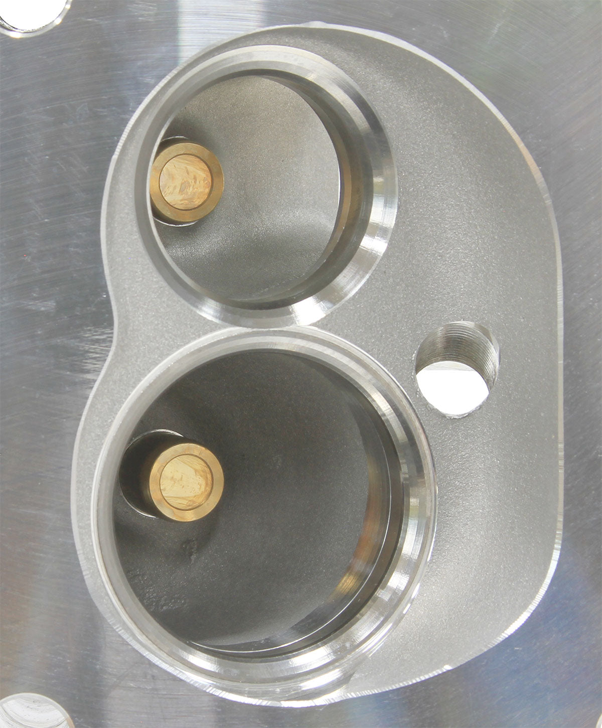 SB Chry 318 360 *Pair* Bare Alloy Cylinder Head 179cc 63cc AF95-0318 - Aeroflow