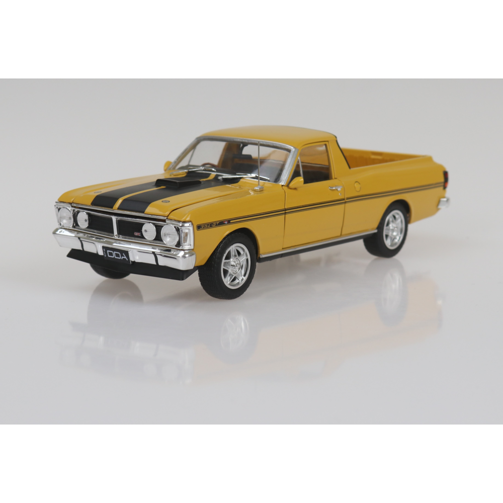 1971 Ford XY Falcon GTHO Ute 351 Yellow Ochre Diecast Model Car 1:24 Scale (Approx. 18–20cm) Collectible | Universal Auto Spares