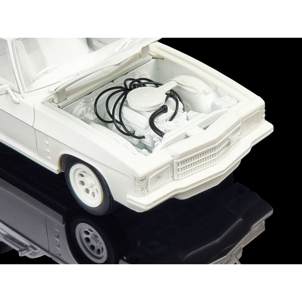 Holden HJ Sandman Panel Van Max's Custom Plastic Model Car Kit 1:24 Scale Collectible - Diecast Models