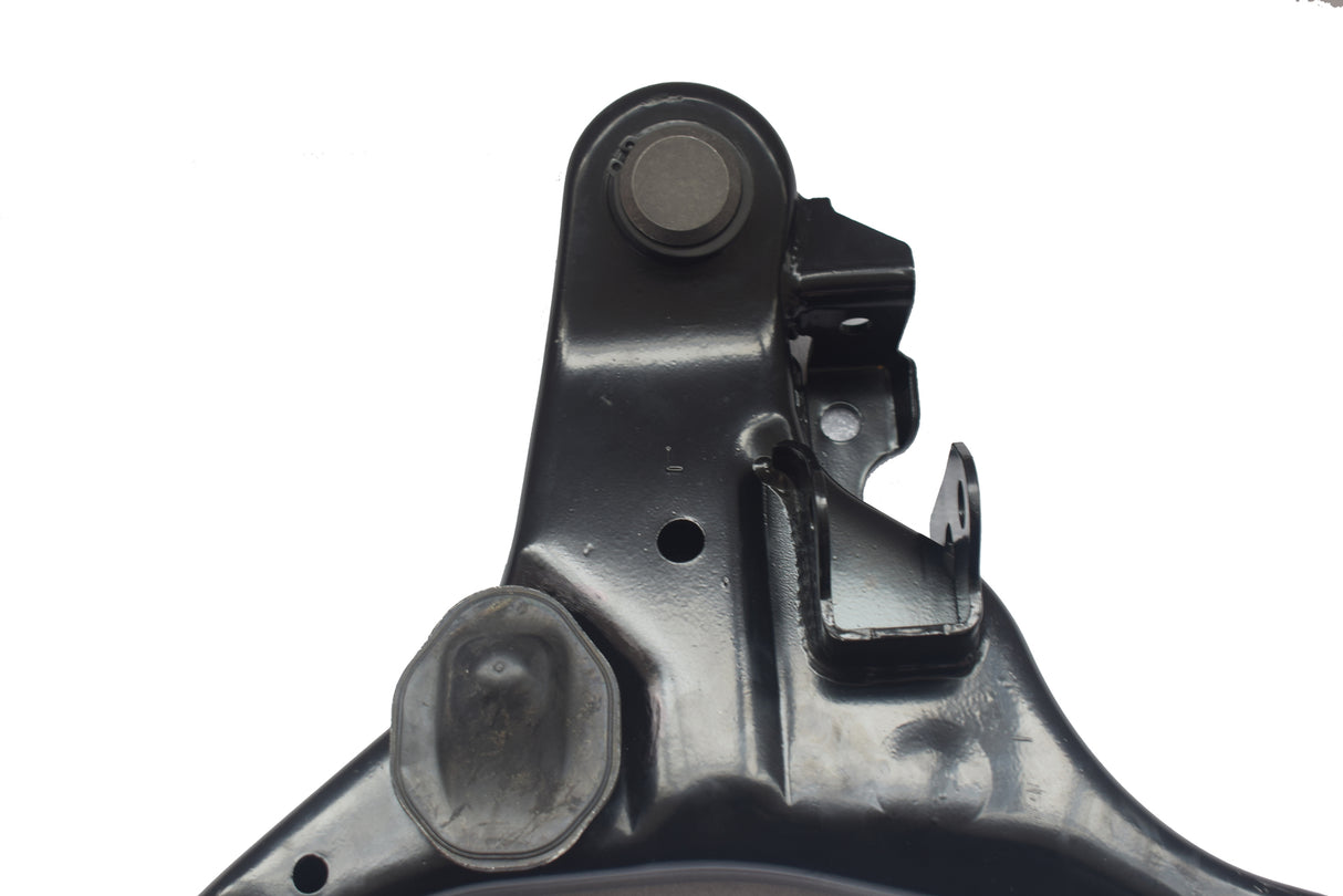 Front Lower Left Control Arm & Ball Joint Fit For NISSAN Navara D23 NP300 2015-Onwards FCA-NS031L - Machter