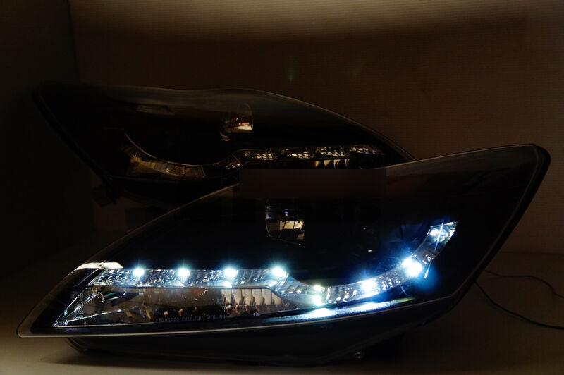 Black LED Projector Headlights Fit For Ford Focus XR5 Hatch 2008-2011 HL-FD023LS - Machter
