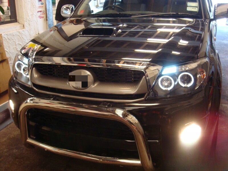 Black CCFL Angel-Eyes Projector Headlights Fit For Toyota Hilux SR5 2005-2010 HL-TA065LS - Machter