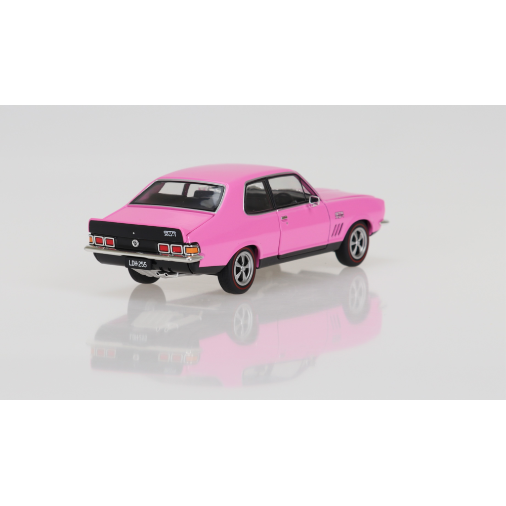Holden LJ Torana 308 Strike Me Pink Diecast Model Car 1:24 Scale (Approx. 18–20cm) Collectible | Universal Auto Spares