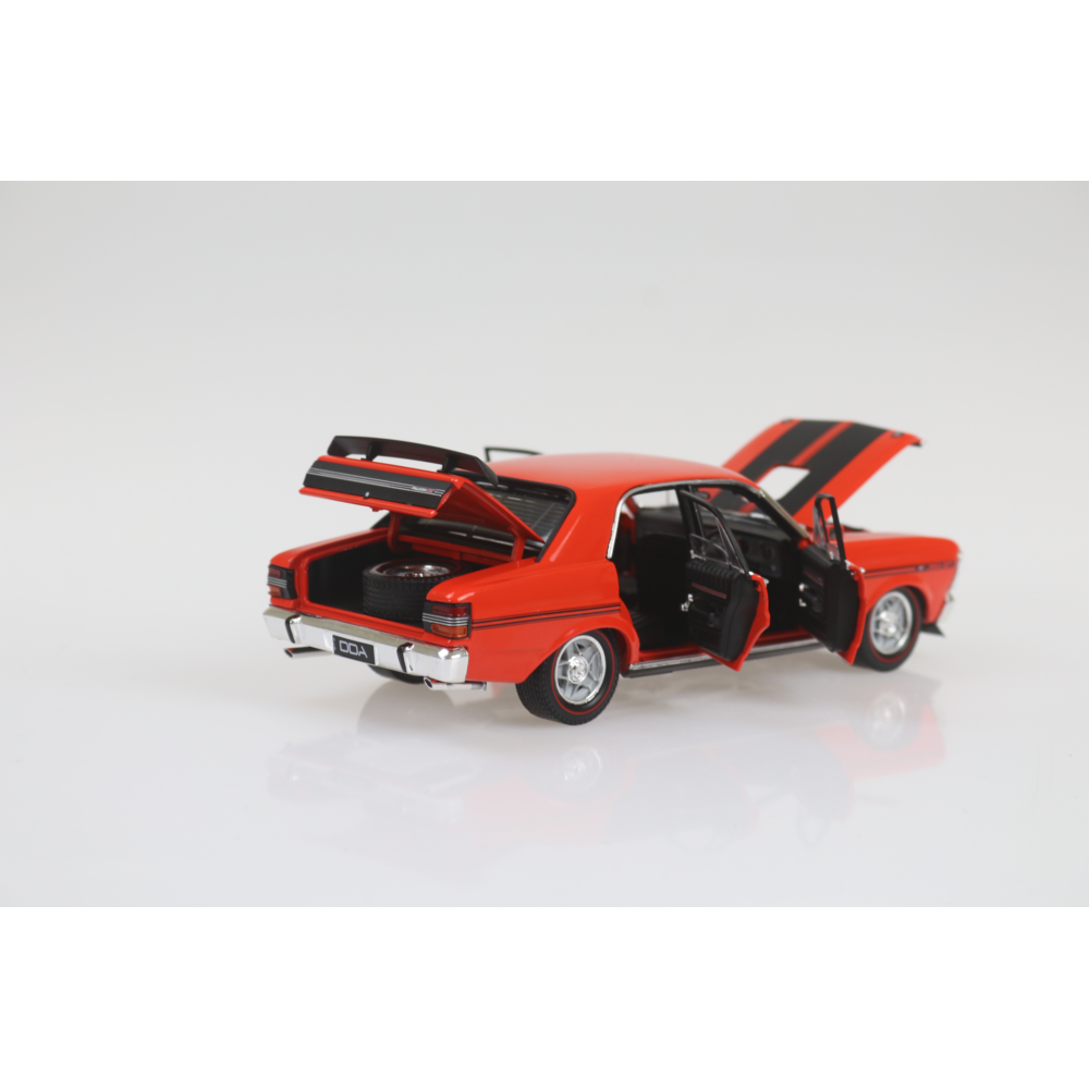 1971 Ford XY Falcon GTHO Phase III Vermillion Fire Diecast Model Car 1:24 Scale (Approx. 18–20cm) Collectible | Universal Auto Spares