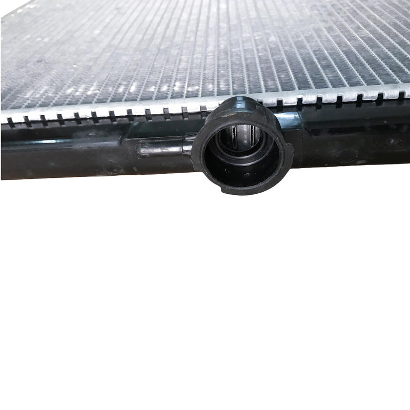 16mm Radiator With Cap Fit For Mitsubishi Pajero NM NP NS NT 2.8L 3.2L Diesel Auto & Manual 05/2000-ON RAD-MB005 - Machter