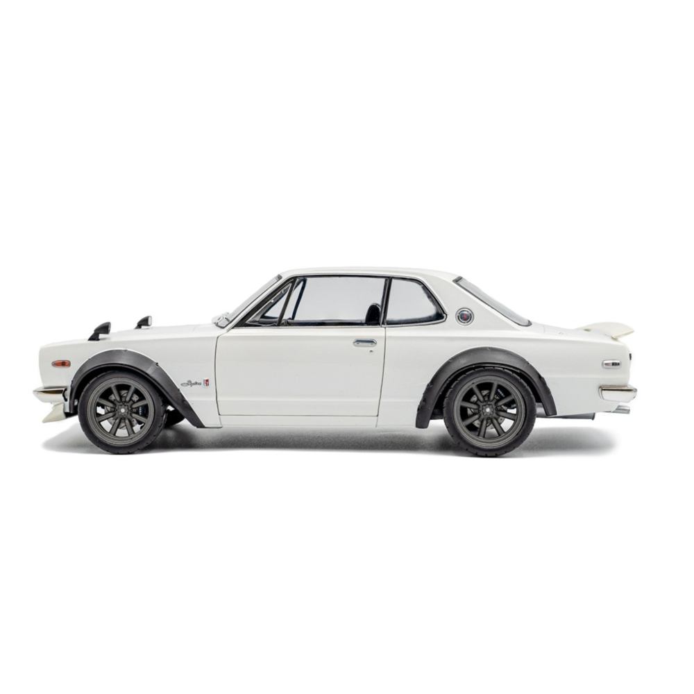 1970 Nissan Skyline C10 Hakosuka White Diecast Model Car 1:18 Scale (Approx. 25cm) Collectible | Universal Auto Spares