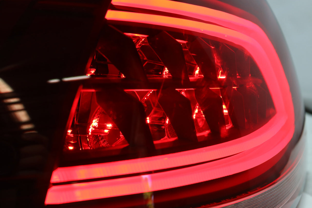 Fit For Holden VE Commodore Series 1 Series 2 Sedan Only Red LED Tail Lights Sequential Blinker TL-HLN002 - Machter