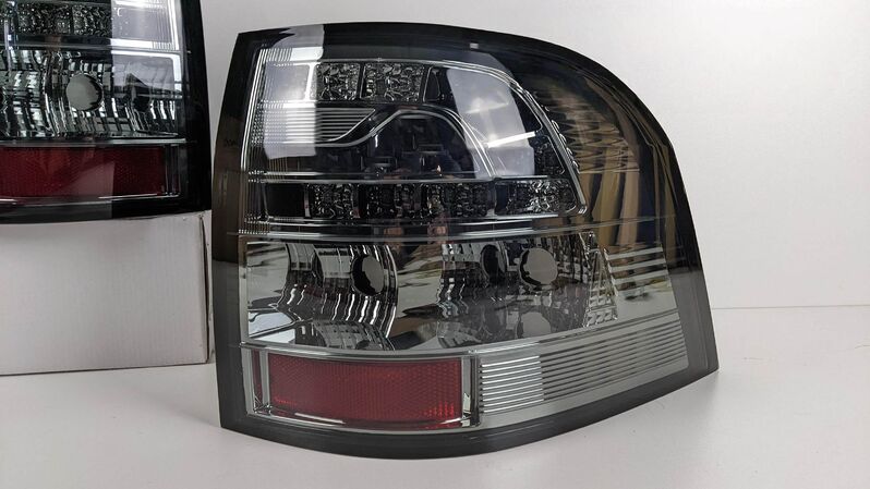 Smoke LED Tail Lights Fit For Holden Commodore VE UTE E1 E2 HSV 2006-2013 TL-HLN028LS - Machter