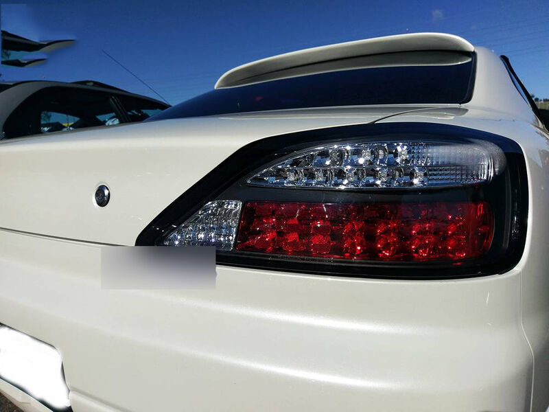 Yashio Factory Black Dynamic LED Tail Lights Fit For Nissan Silvia 200SX S15 Spec R 1999-2002 TL-NS036LS - Machter