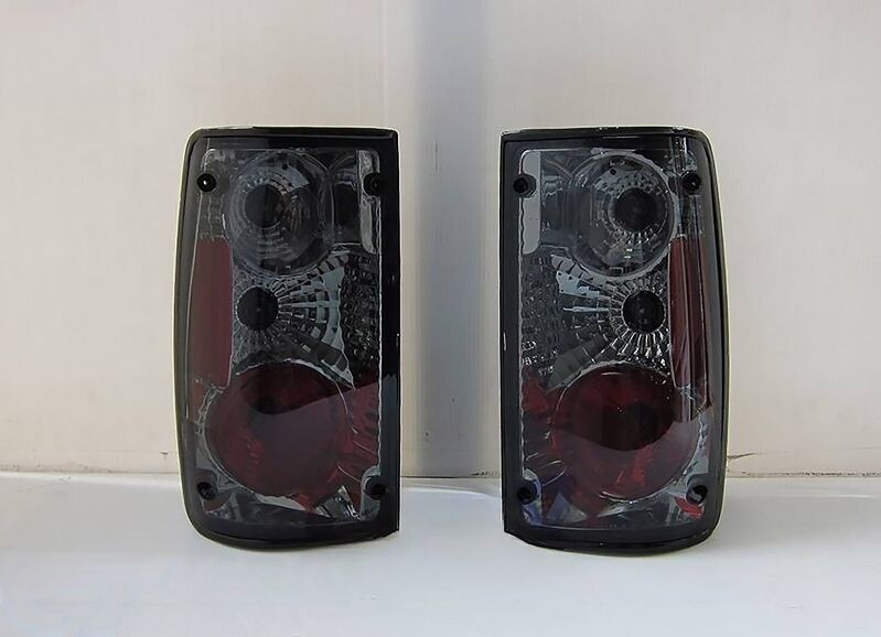 Smoke Altezza Black Tail Lights Fit For Toyota Hilux Ute 1989-1997 TL-TA092LS - Machter