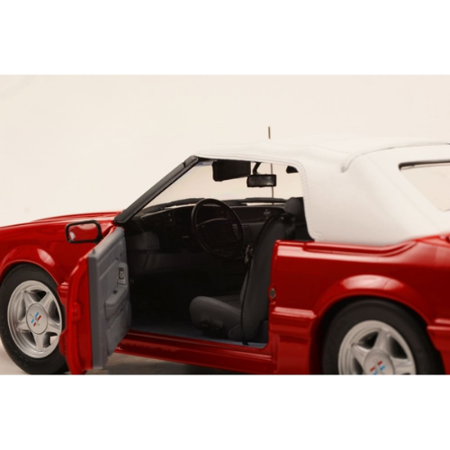 1991 Ford Mustang GT Convertible Axel Foley Beverly Hills Cop III (1994) Diecast Model Car 1:18 Scale (Approx. 25cm) Collectible | Universal Auto Spares