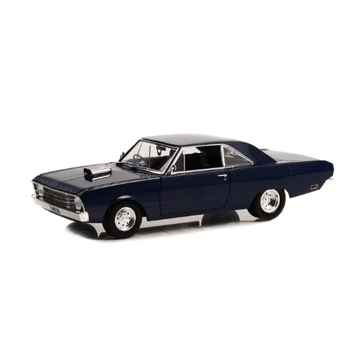 Holden Commodore VF The Wog Boy with Figures Diecast Model Car 1:18 Scale (Approx. 25cm) Collectible | Universal Auto Spares