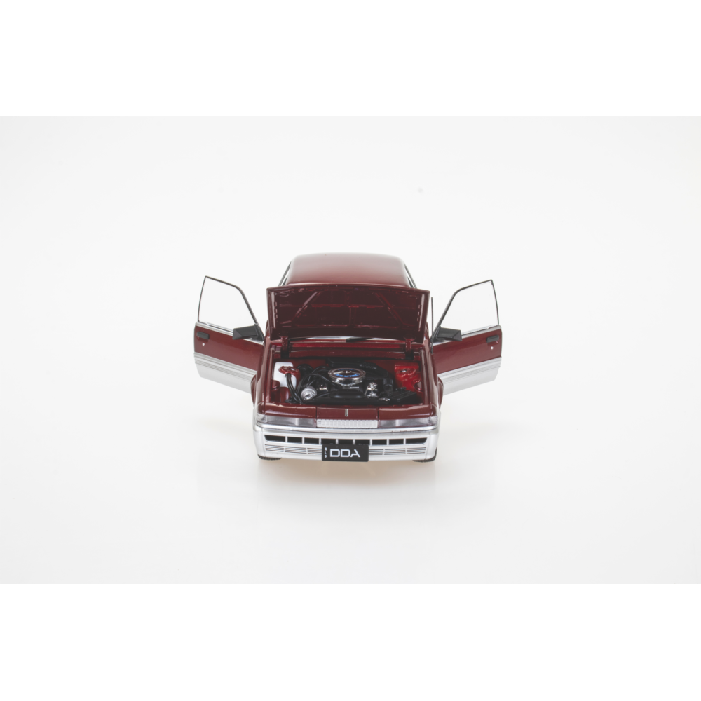Holden VL Calais Red/Silver Diecast Model Car 1:24 Scale (Approx. 18–20cm) Collectible | Universal Auto Spares