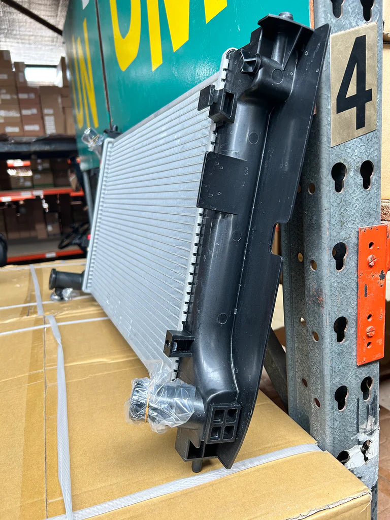 RADIATOR FIT FOR TOYOTA COROLLA ZZE122R 00-06 UAS18028 - Replacement Radiator | Universal Auto Spares