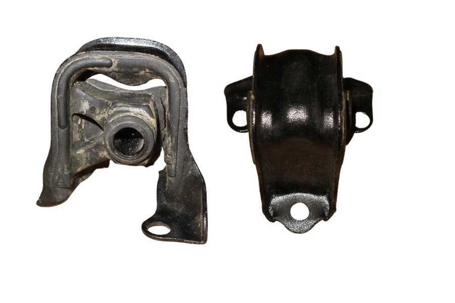 Front Engine Mount (Auto & Manual) Honda Accord CD 1993 - 1997 EM-HD28 - Sterling