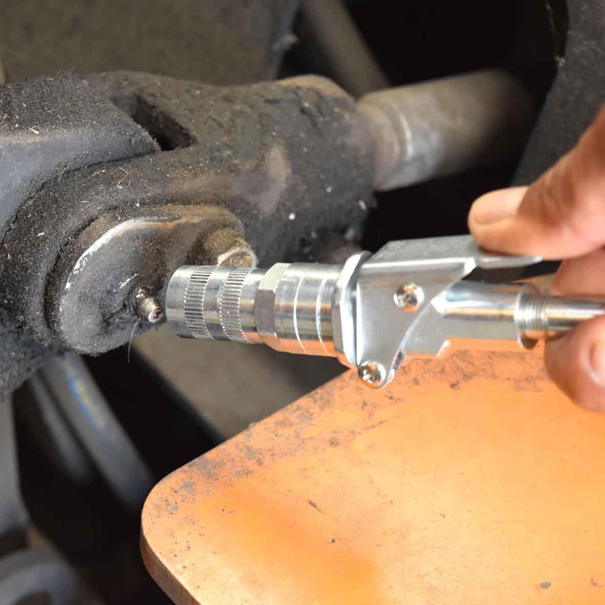 Quick Release Lock-On Grease Gun Coupler Nozzle - PKTool