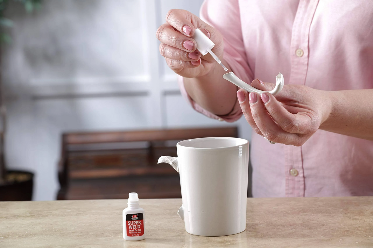 Super Weld Brush-On Instant Adhesive Cyanoacrylate Super Glue - J-B Weld