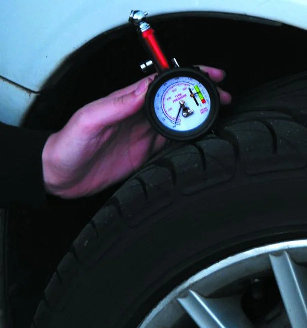 Tyre Gauge Dial Gauge With Tread Depth Guage Heavy Duty - Pro Tyre