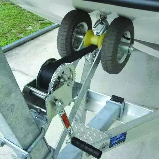 Hand Strap Winch 10mtr (33ft) 4.8mm Cable, Pulling Capacity 548kg - LoadMaster