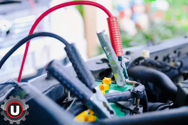 How to Choose and Use a Jump Starter