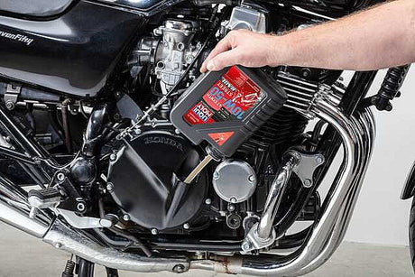 Motor­bike 4T Full Synth 10W-50 Street Race - LIQUI MOLY | Universal Auto Spares