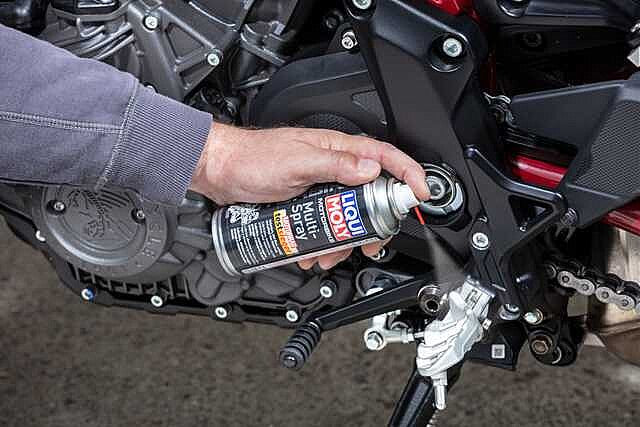 Motorbike Multi­spray 200mL - LIQUI MOLY | Universal Auto Spares