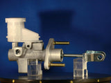Clutch Master Cylinder 40048CM - Top Performance | Universal Auto Spares