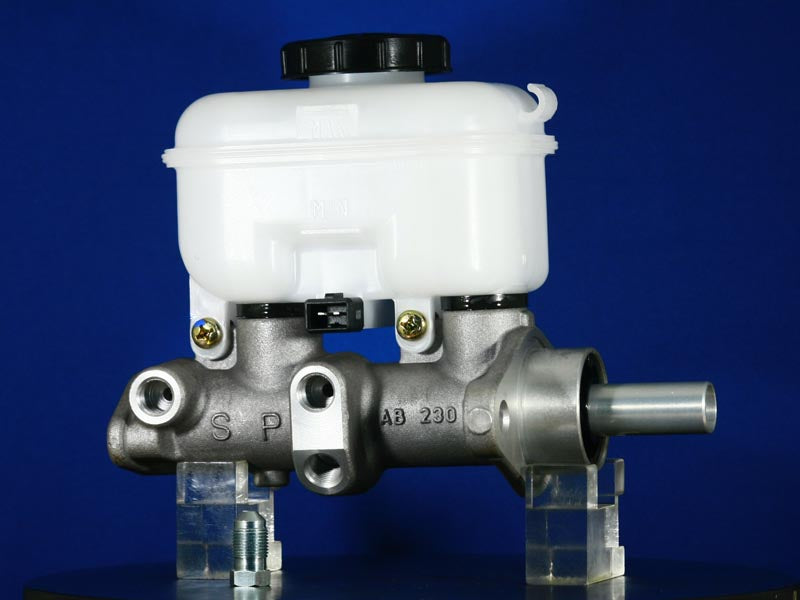 Brake Master Cylinder B227-118T - Top Performance | Universal Auto Spares