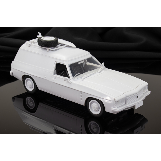 Holden HJ Sandman Panel Van Standard 6 Plastic Model Car Kit 1:24 Scale Collectible - Diecast Models