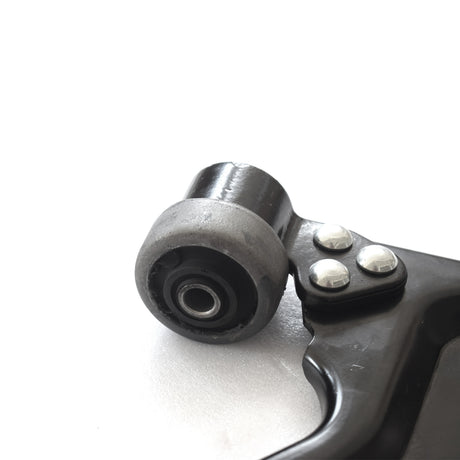 Front Lower Control Arm Right Hand Side Fit For Holden Barina XC 04/2001-11/2005 - Machter