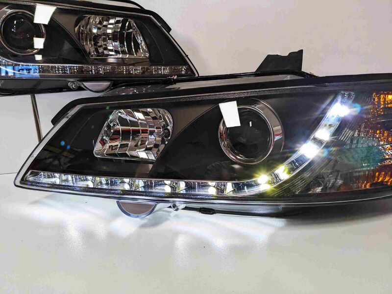 Black DRL LED Projector Head Lights Fit For Holden Commodore VY UTE 2002-2004 HL-HLN024LS - Machter