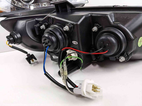 Black DRL LED Projector Head Lights Fit For Holden Commodore VZ UTE 2004-2006 HL-HLN025LS - Machter