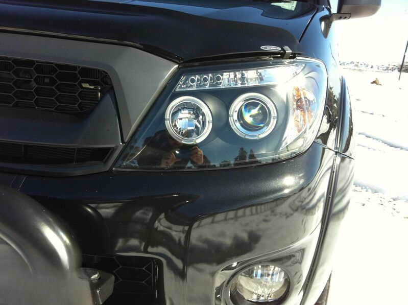 Black CCFL Angel-Eyes Projector Headlights Fit For Toyota Hilux SR5 2005-2010 HL-TA065LS - Machter