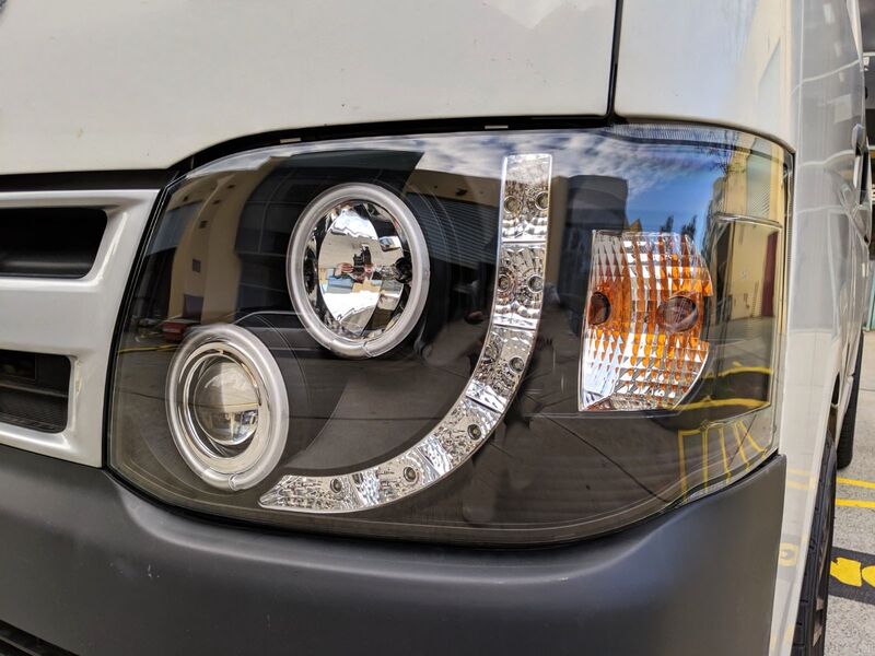 Black CCFL DRL Projector Headlights Fit For Toyota Hiace Van 2011-2014 HL-TA068LS - Machter