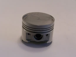 Mitsubishi 4G64 Late Piston/Ring Assembly P1264B STD - Austral | Universal Auto Spares