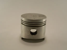 Mitsubishi 4G52 Piston Set PO1232 020 - Austral
