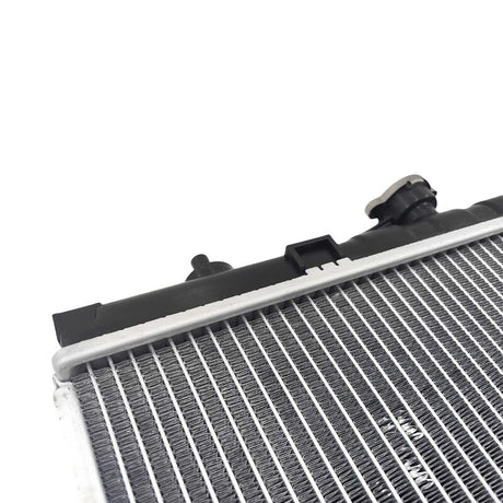 Radiator Fit For Kia Carnival VQ 3.5L 3.8L 2.7L Grand Carnival VQ 2.7L 2006-2011 RAD-KIA002 - Machter