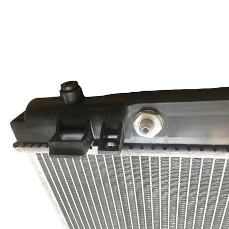 Aluminum Core Plastic Tank Radiator 26MM With Cap Fit For Nissan Navara D40 Pathfinder R51 2005-ON 21460EB30A - Machter
