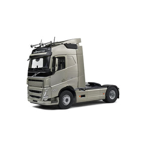 2021 Volvo FH Globetrotter XL Semi Truck Bronze Diecast Model Truck 1:24 Scale (Approx. 18–20cm) Collectible | Universal Auto Spares