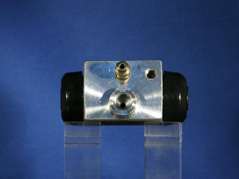 Brake Master Cylinder TJB10207 - Top Performance | Universal Auto Spares