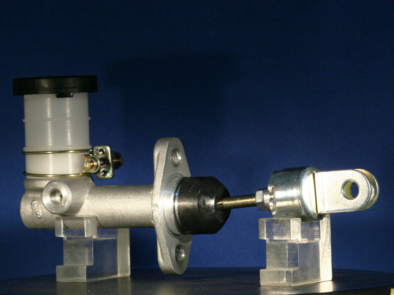 Clutch Master Cylinder TJB1637 - Top Performance | Universal Auto Spares