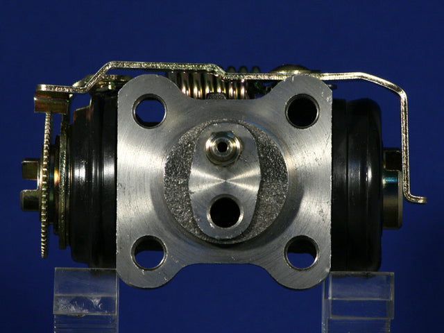 Wheel Cylinder TJB3138 - Top Performance | Universal Auto Spares
